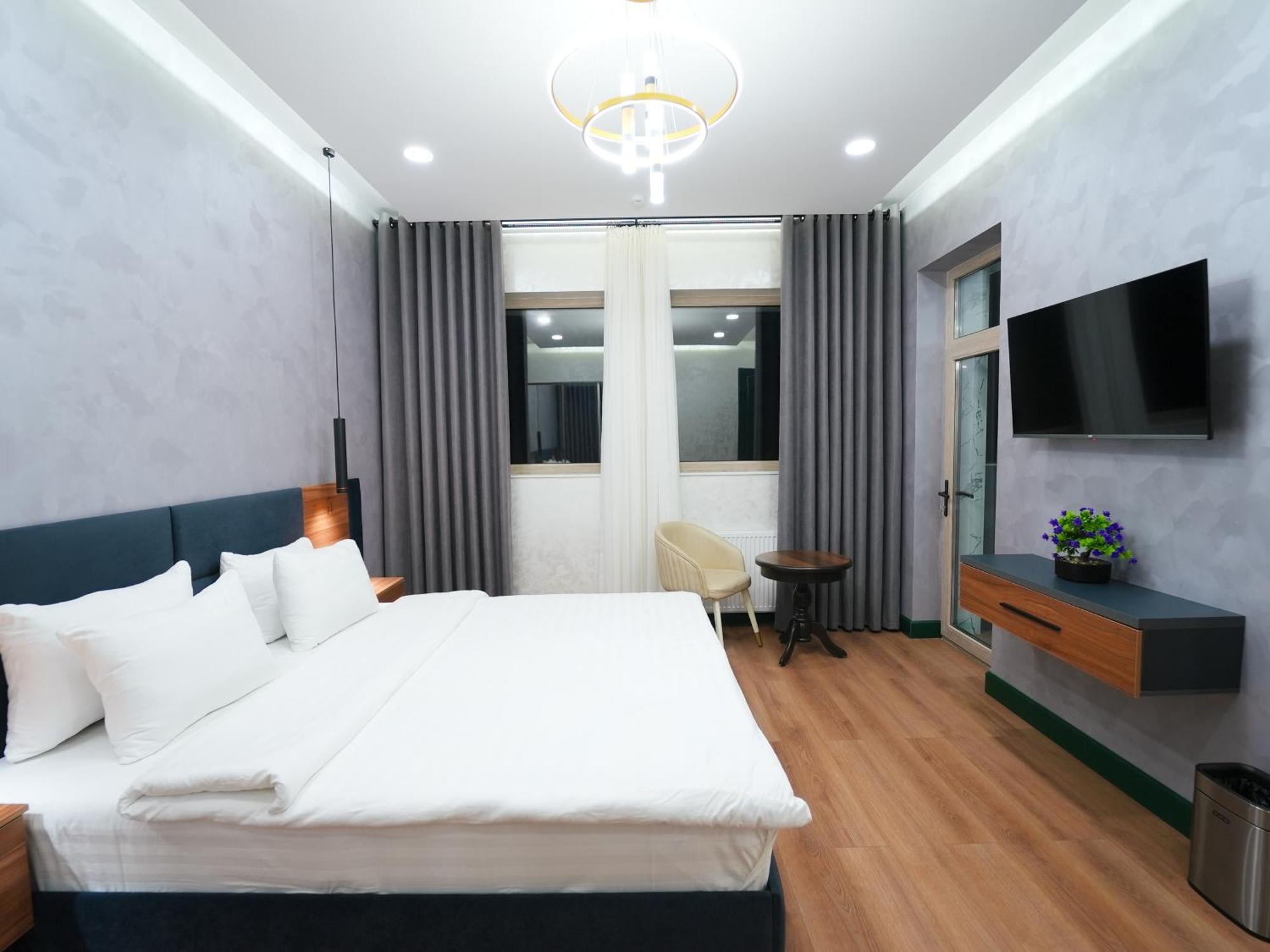 Avant Hotel Tashkent Pool&Spa מראה חיצוני תמונה