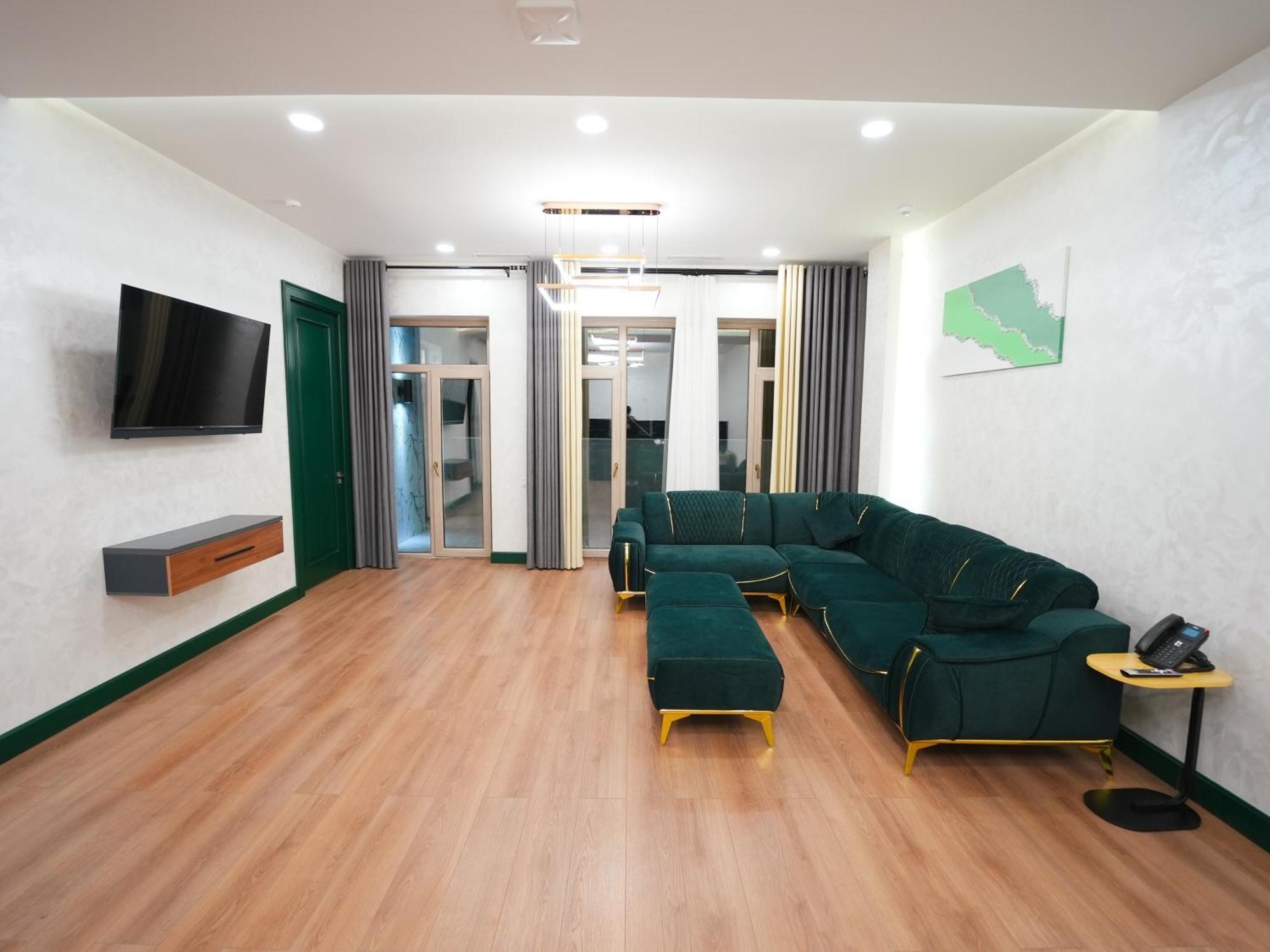 Avant Hotel Tashkent Pool&Spa מראה חיצוני תמונה